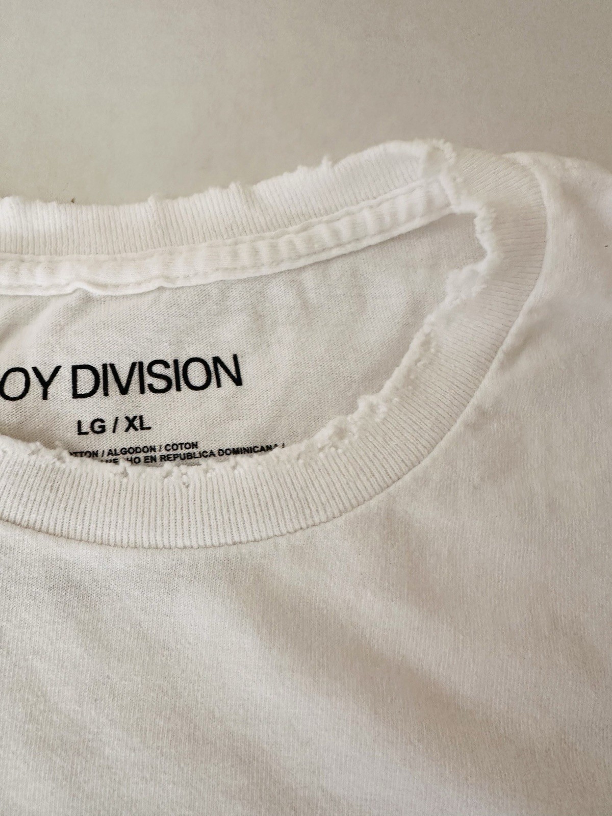 Joy Division Unknown Pleasures Distressed White T-Shirt New gallery