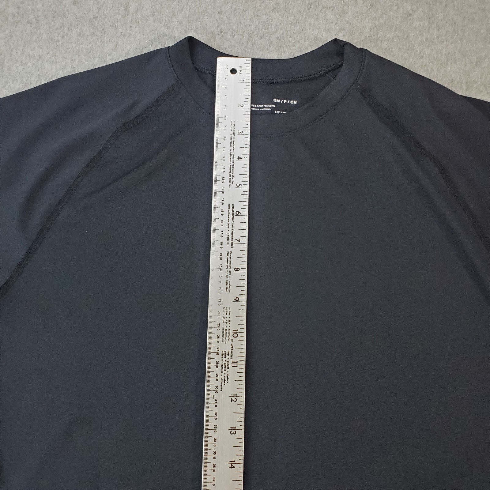 Under Armour T Shirt Tactical Short Sleeve Loose Heat Gear Mens Size Small gallery