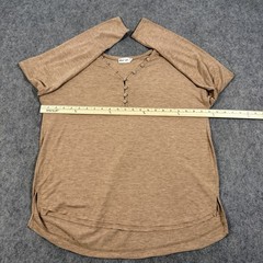 New In Button Stretch Casual Long-Sleeve T-Shirt Fits Women’s Size Medium Brown