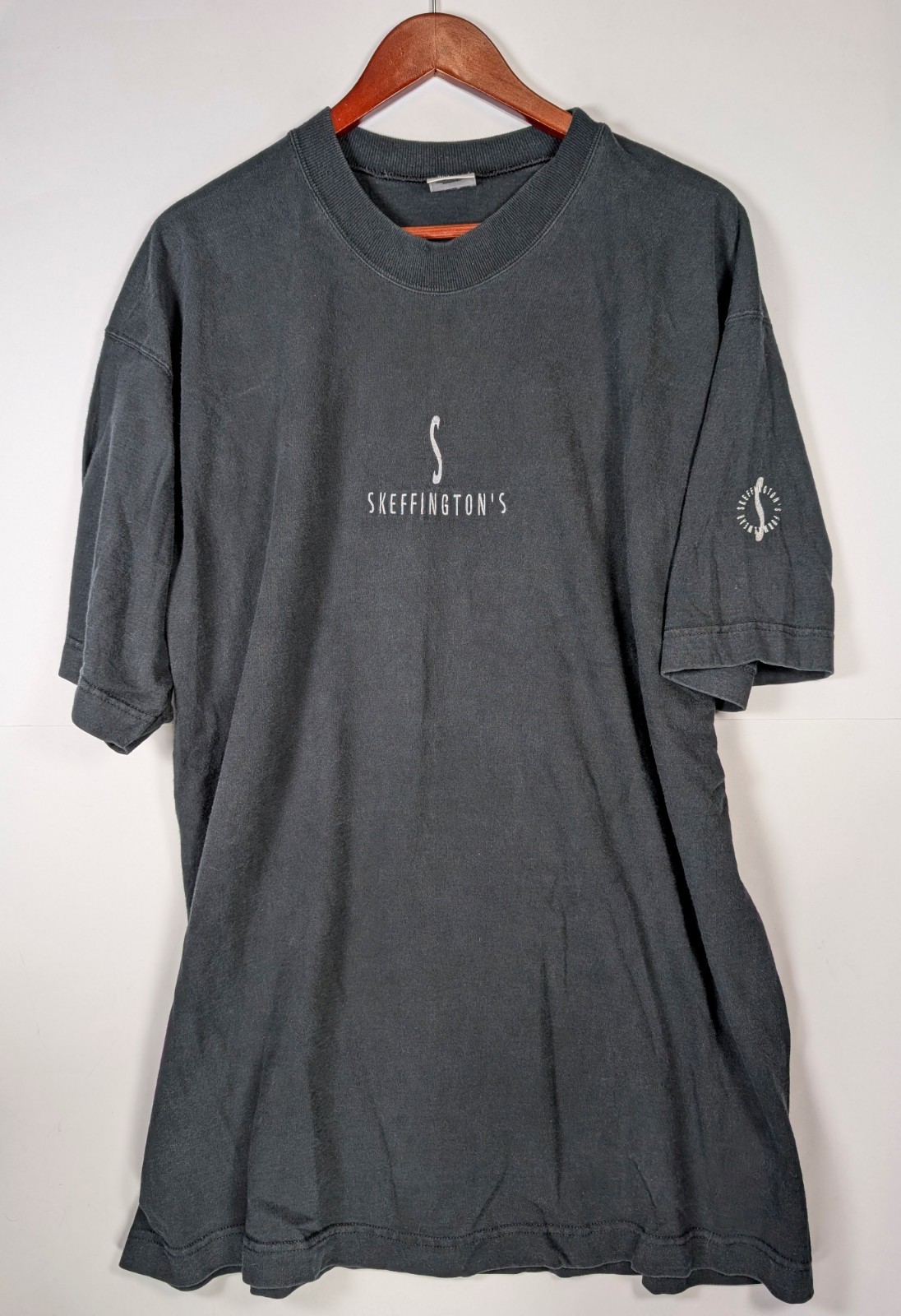 Vintage 90s Y2K Skeffington’s Formal Wear Advertisement Shirt XL Mall VTG Prom gallery