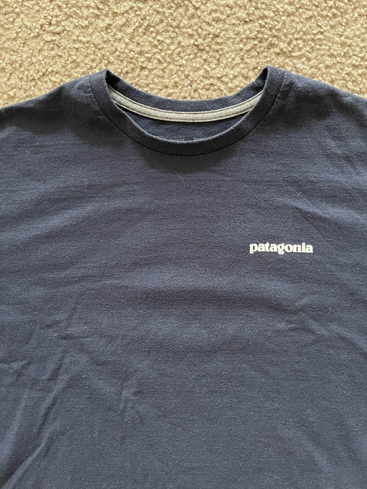 Patagonia Men's Long Sleeve Small Navy Hiking Mountain T-Shirt Run Travel Sports gallery