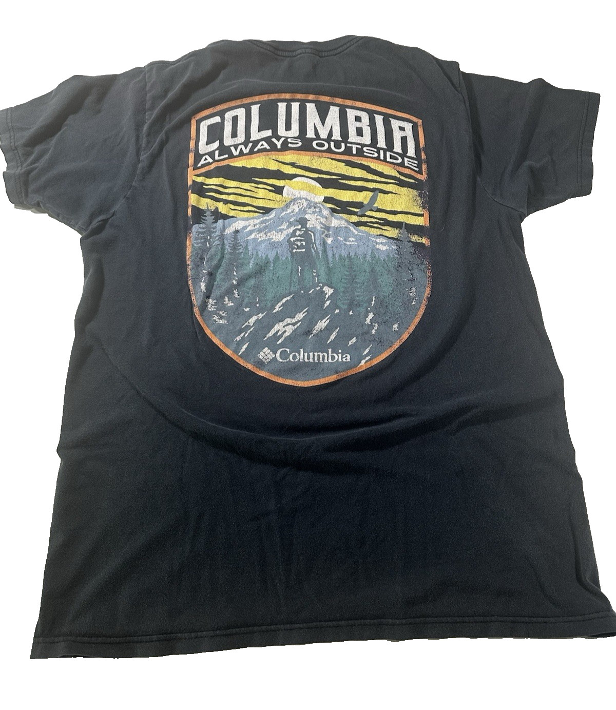 Columbia .Sportswear Graphic T-shirt Always Outside Sz M Gorpcore Hiking Outdoor