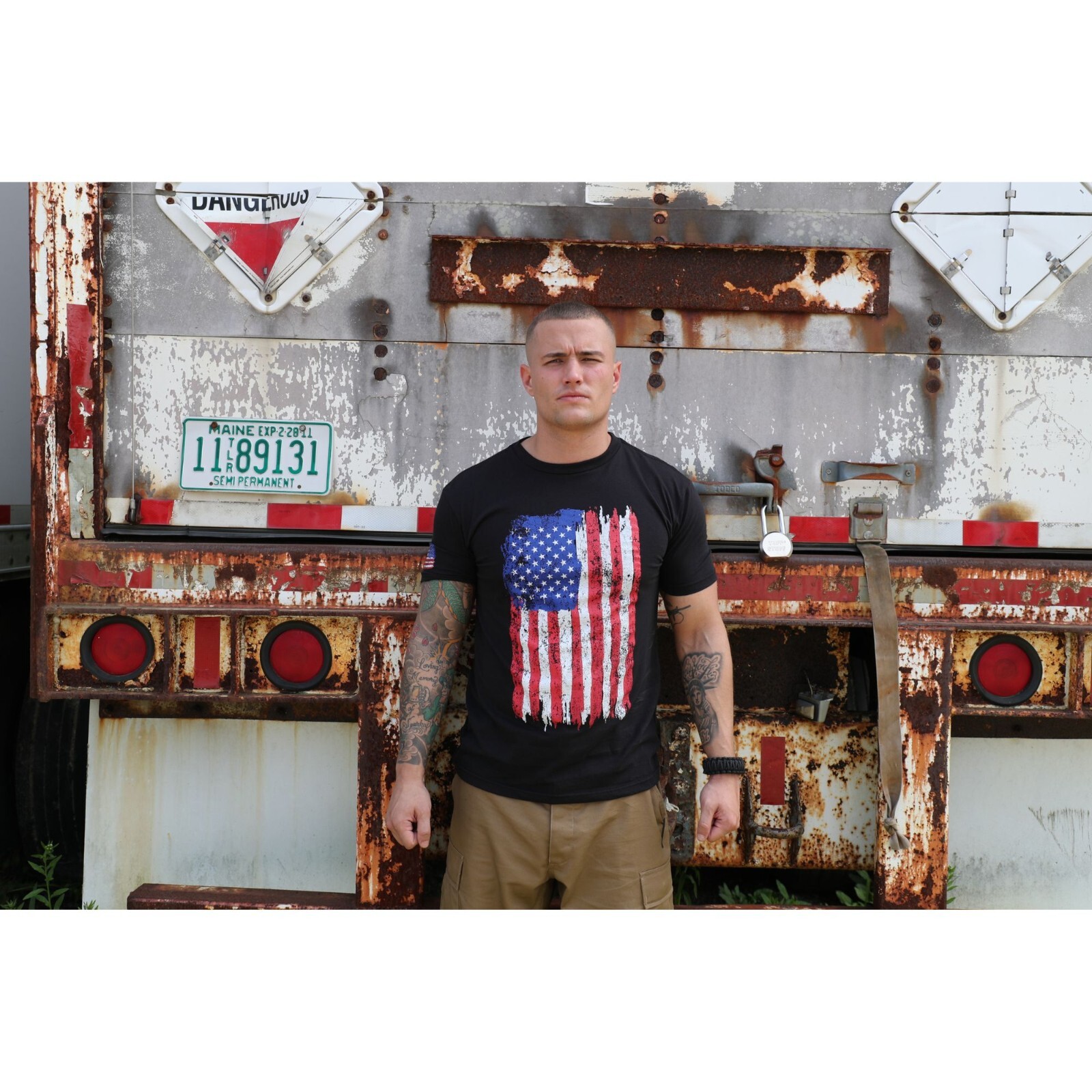 Mens Distressed US Flag T-Shirt Tactical Athletic Muscle Patriotic American Tee gallery