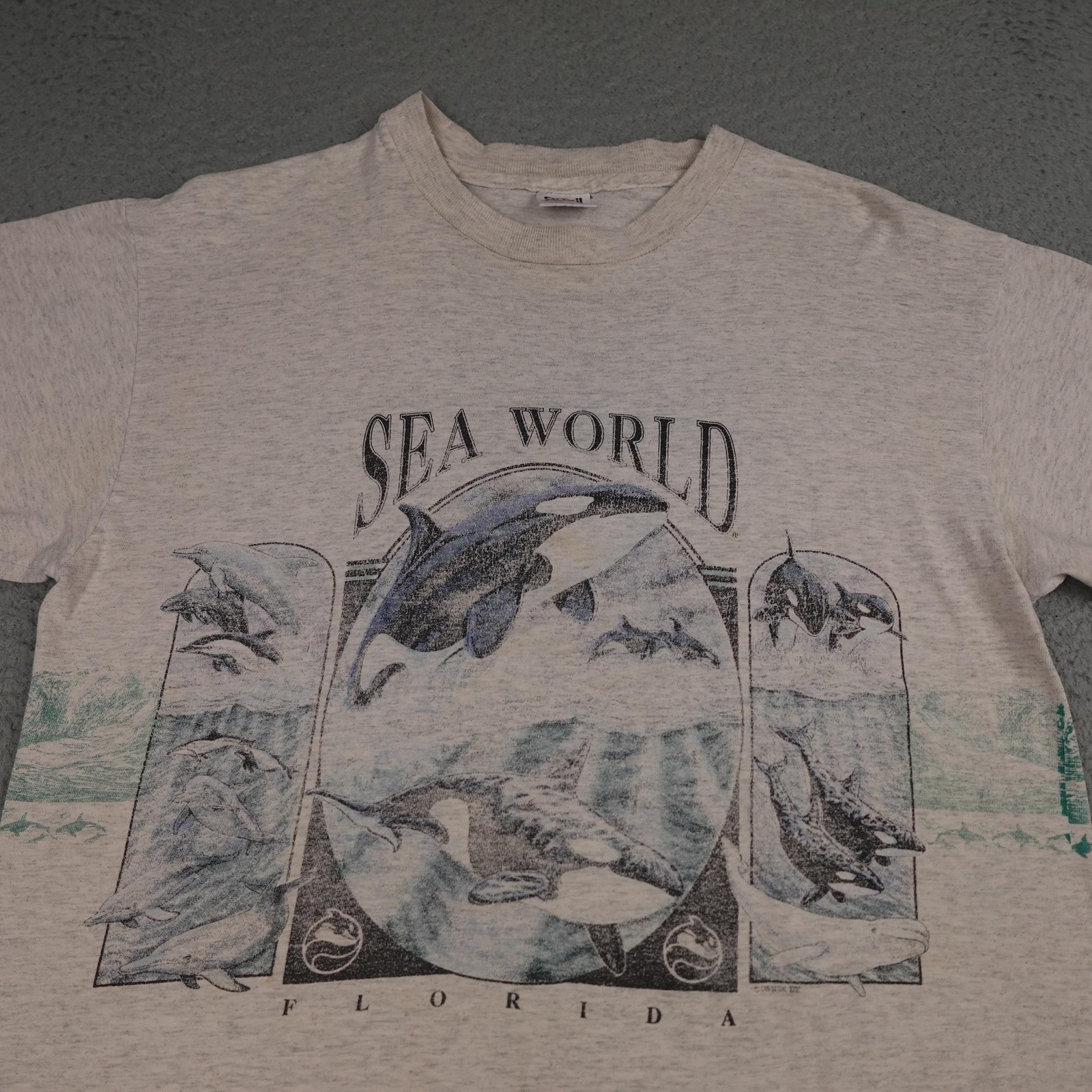 Vintage Sea World Shirt Mens Large Gray Dolphin Orca Tee 90s Made In USA Florida gallery