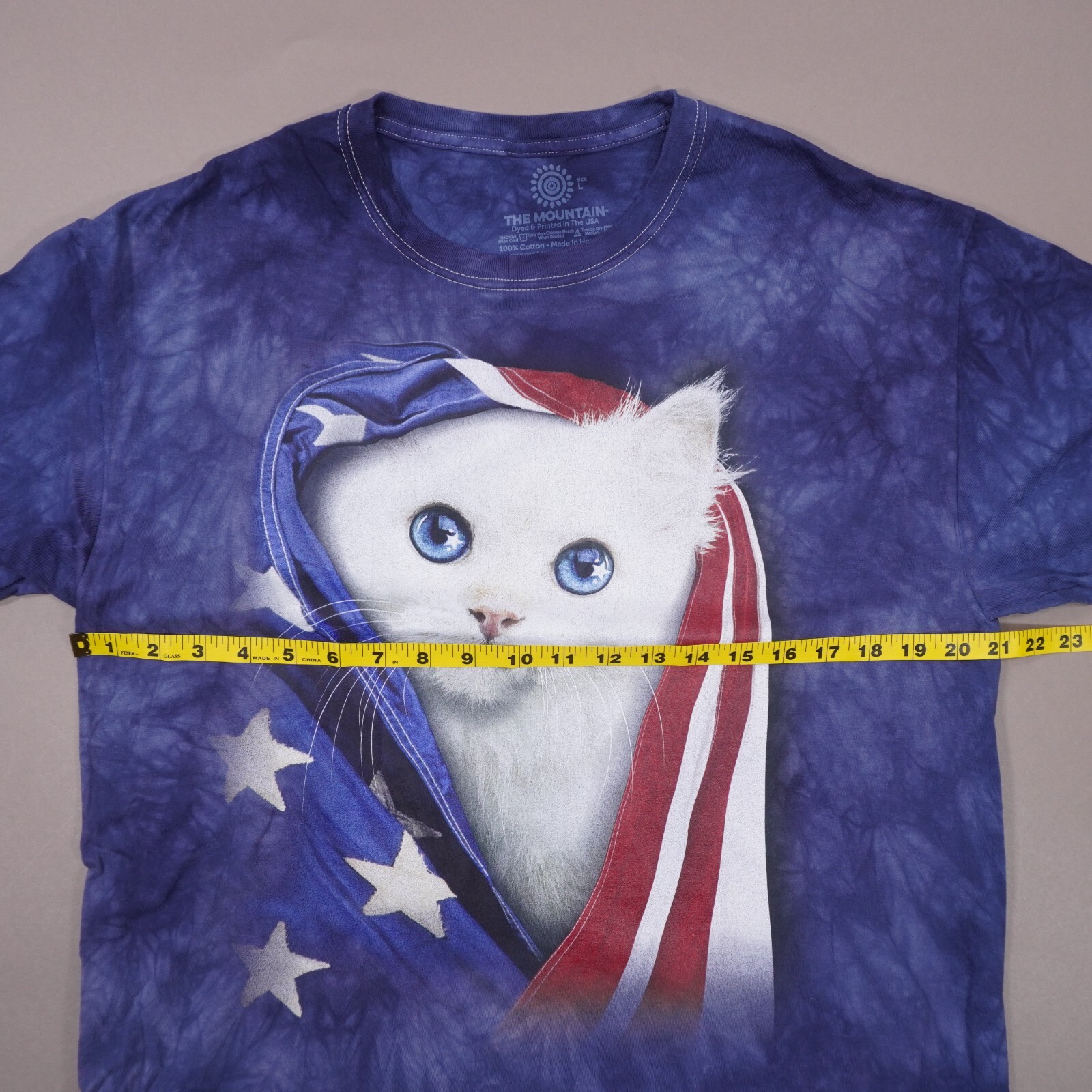 The Mountain USA Kitten Patriotic Graphic Mens Large Blue Tie Dye T Shirt NWOT gallery