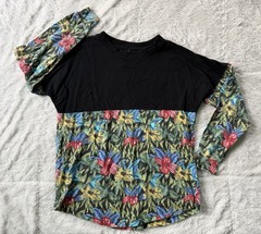 Classy Long Sleeve T-Shirt Half Graphic Tropical Floral Men’s Size Small