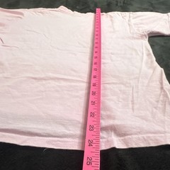 Royal First Class Vintage Savannah Seashell Graphic Pink Woman’s T-Shirt Size M