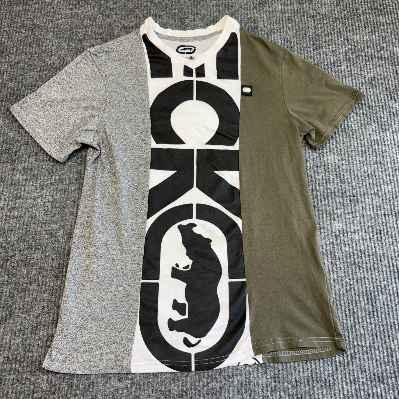 Ecko Unltd. Colorblock Graphic Tee Men's Small Y2K 90s Streetwear Short Sleeve gallery