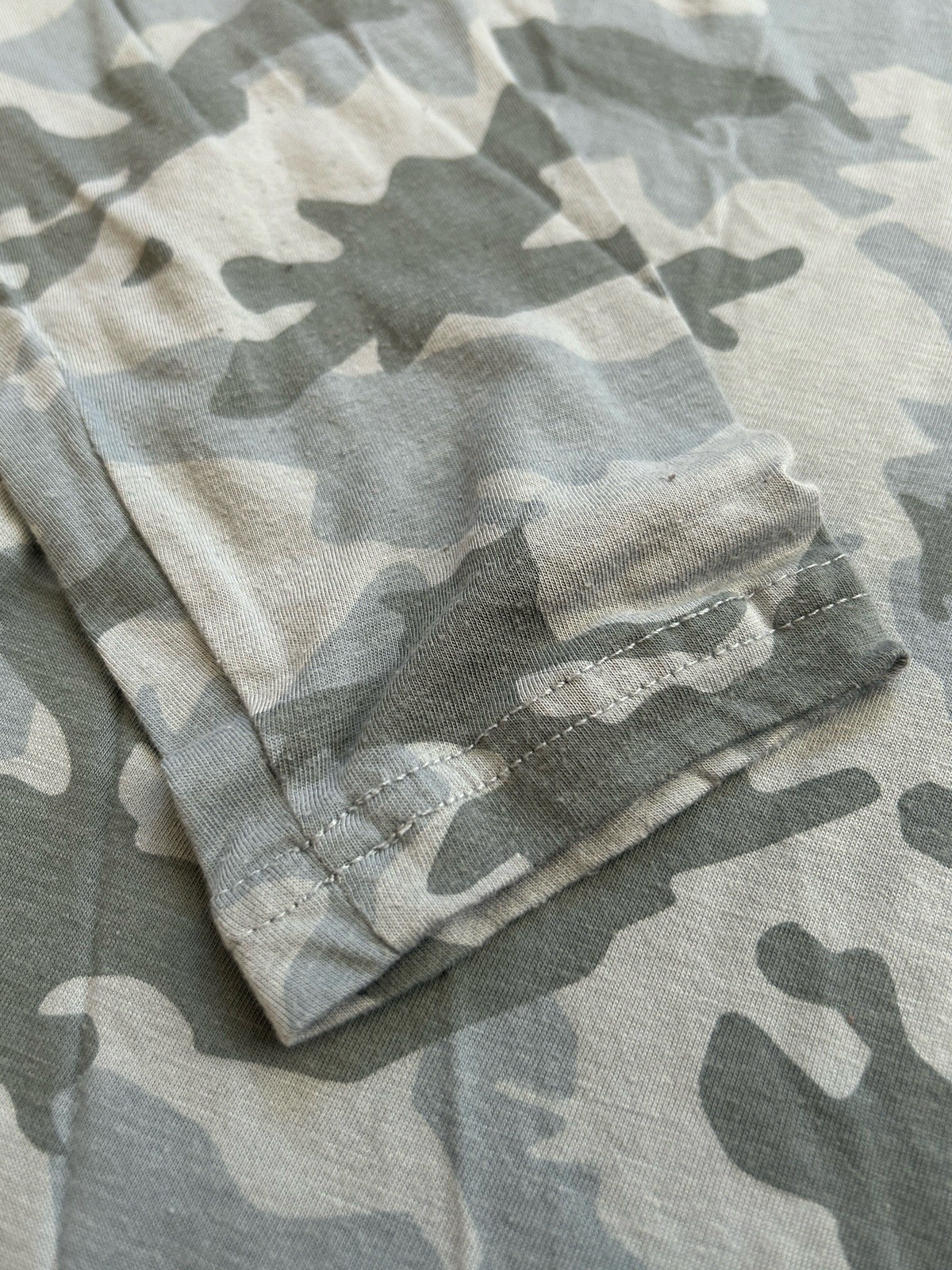 Free Fly Mens Camo Print Performance Bamboo Long Sleeve T Shirt Lightweight Sz M gallery
