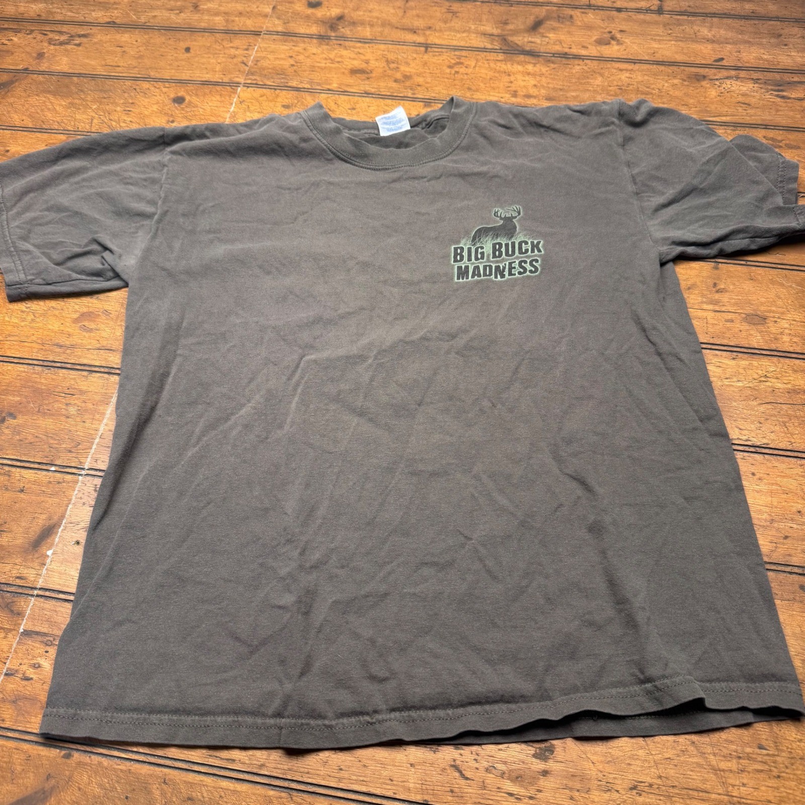 Buck Wear Big Buck Madness Graphic T-Shirt Brown Mens Large Hunting Deer 2005 gallery