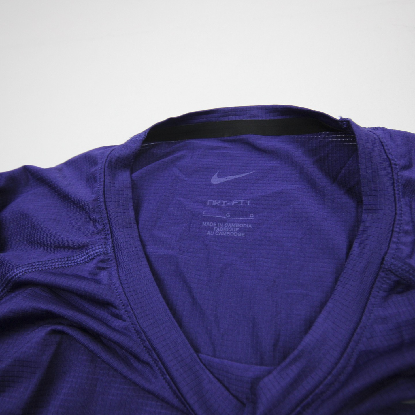 Nike Dri-Fit Short Sleeve Shirt Men's Purple Used L gallery