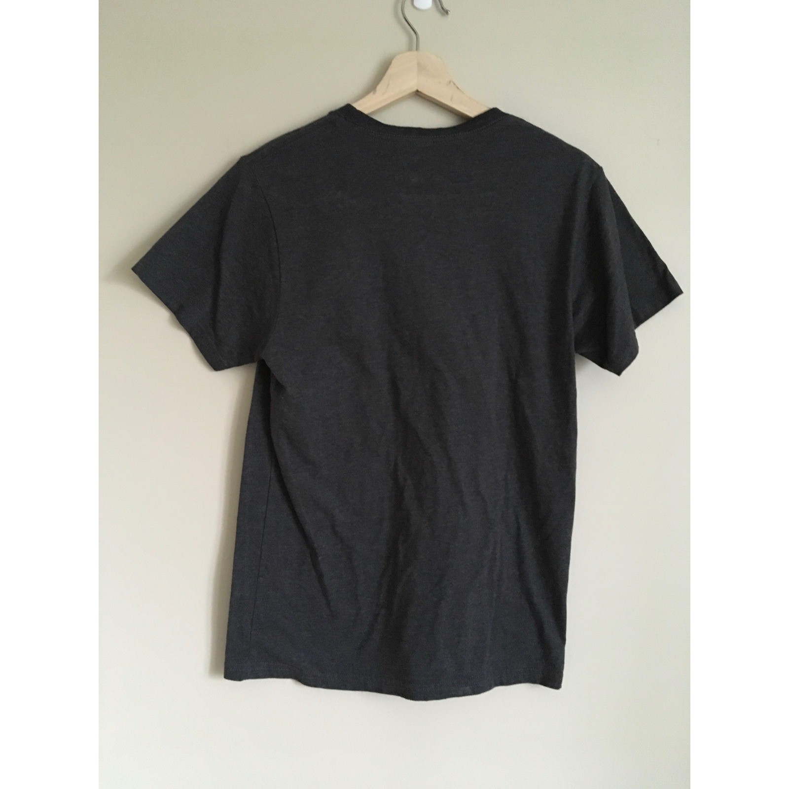 Marmot Mountain Rainbow Graphic T-Shirt Charcoal Heather Gray Small S gallery