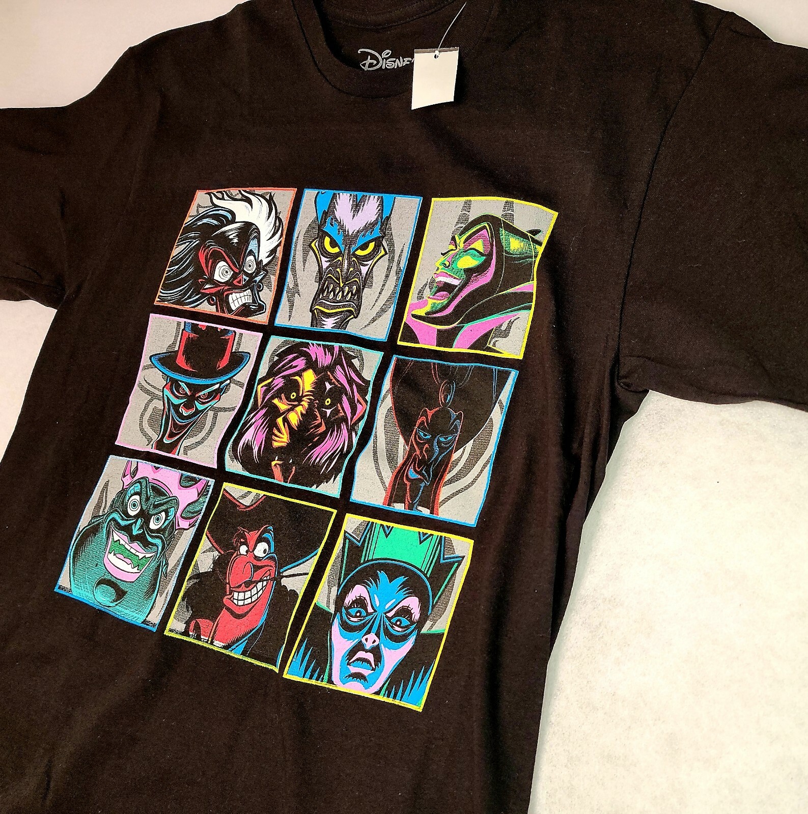 DISNEY VILLAINS SHIRT Mens 3XL XXXL BLACK NEW ANIMATION MENS CASUAL CRUELLA NWT gallery