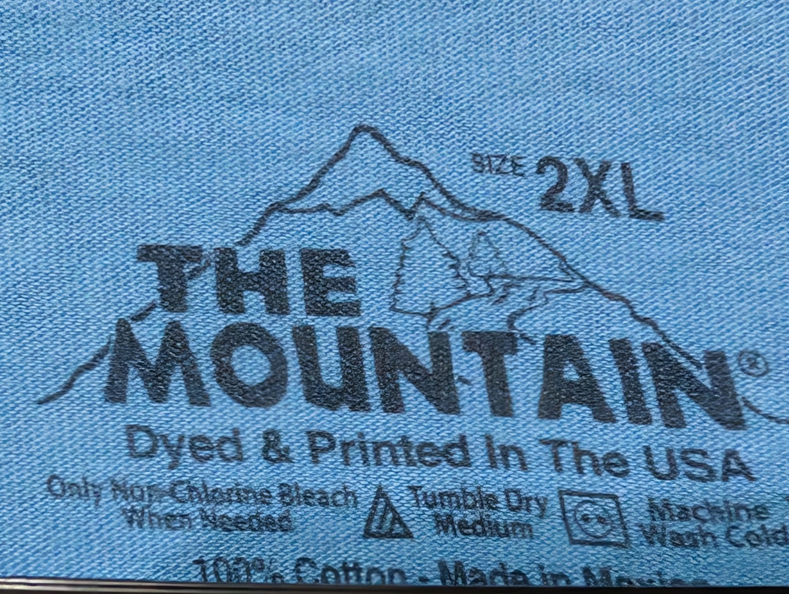 The Mountain Men's T-shirt Blue Undercover Cats Retired Logo 2XL #2719 NWOT gallery