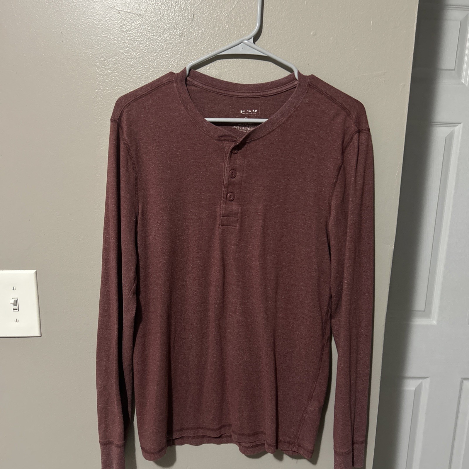 SONOMA Mens Long Sleeve Henley Shirt Size M Burgundy Heather gallery