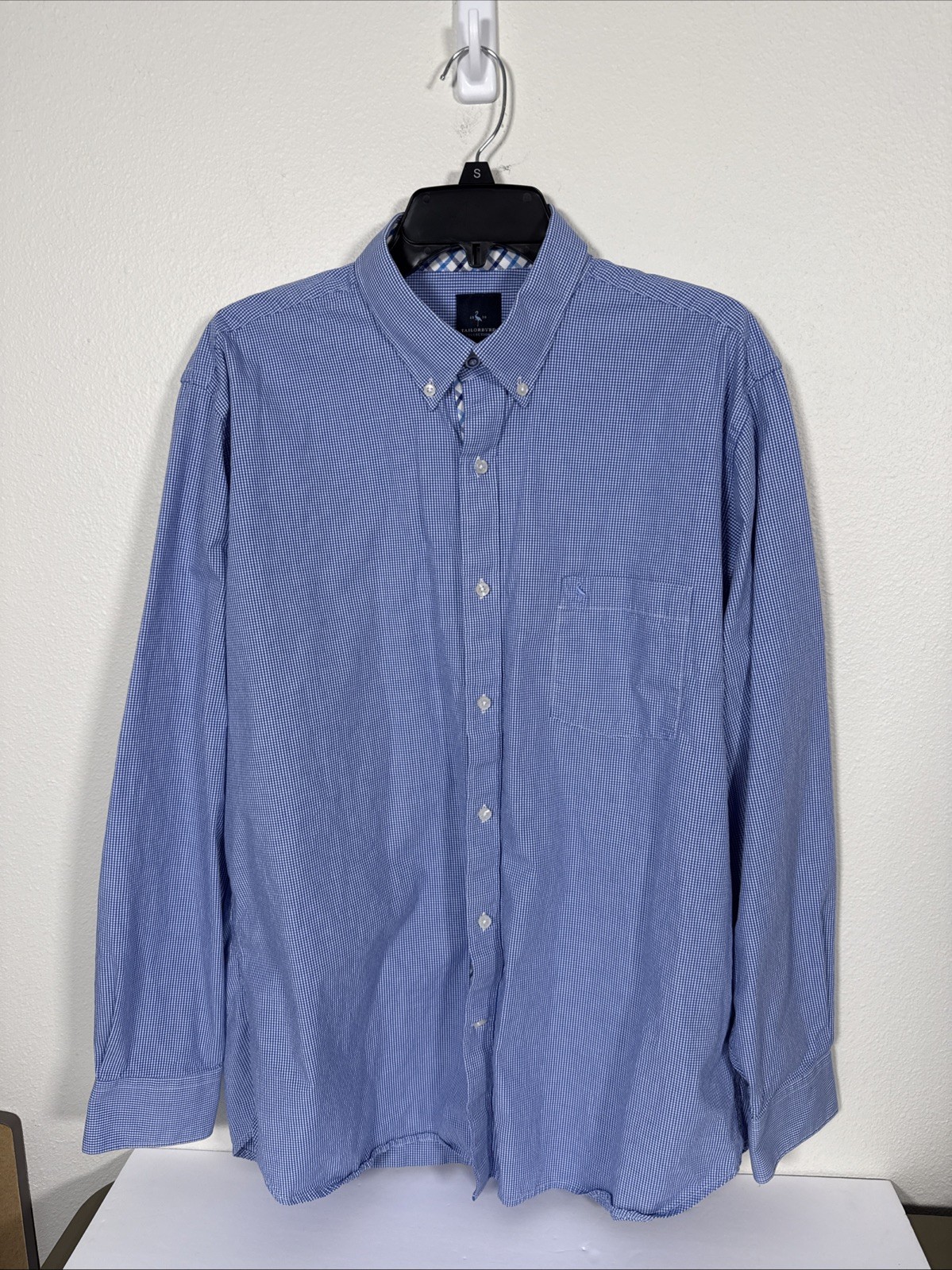 Tailorbyrd Men’s XL BlueWhite Gingham L/S Button Down Shirt O1