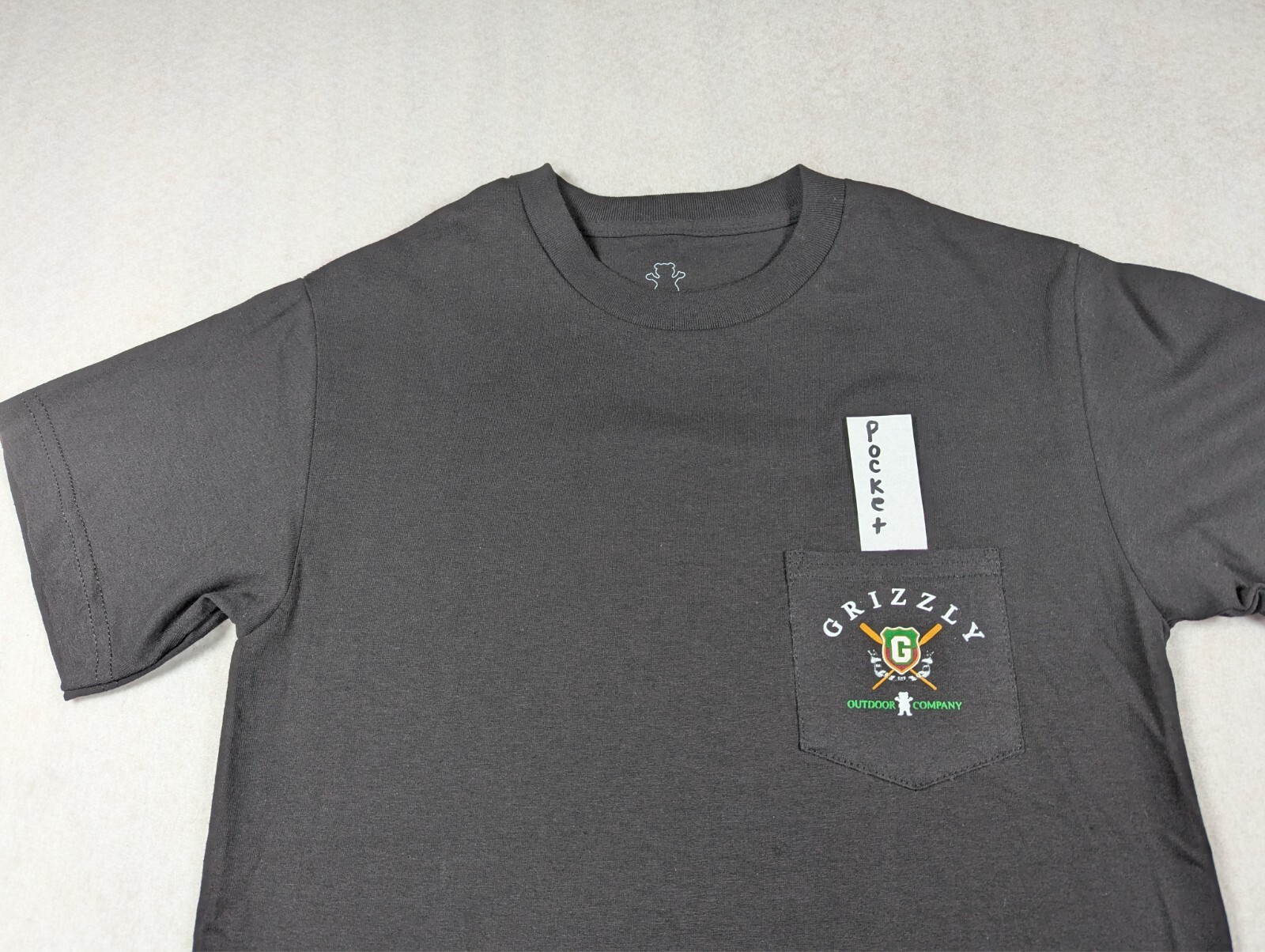 Grizzly - Outdoor Company - Black Classic Tee / T-Shirt - Size: S gallery