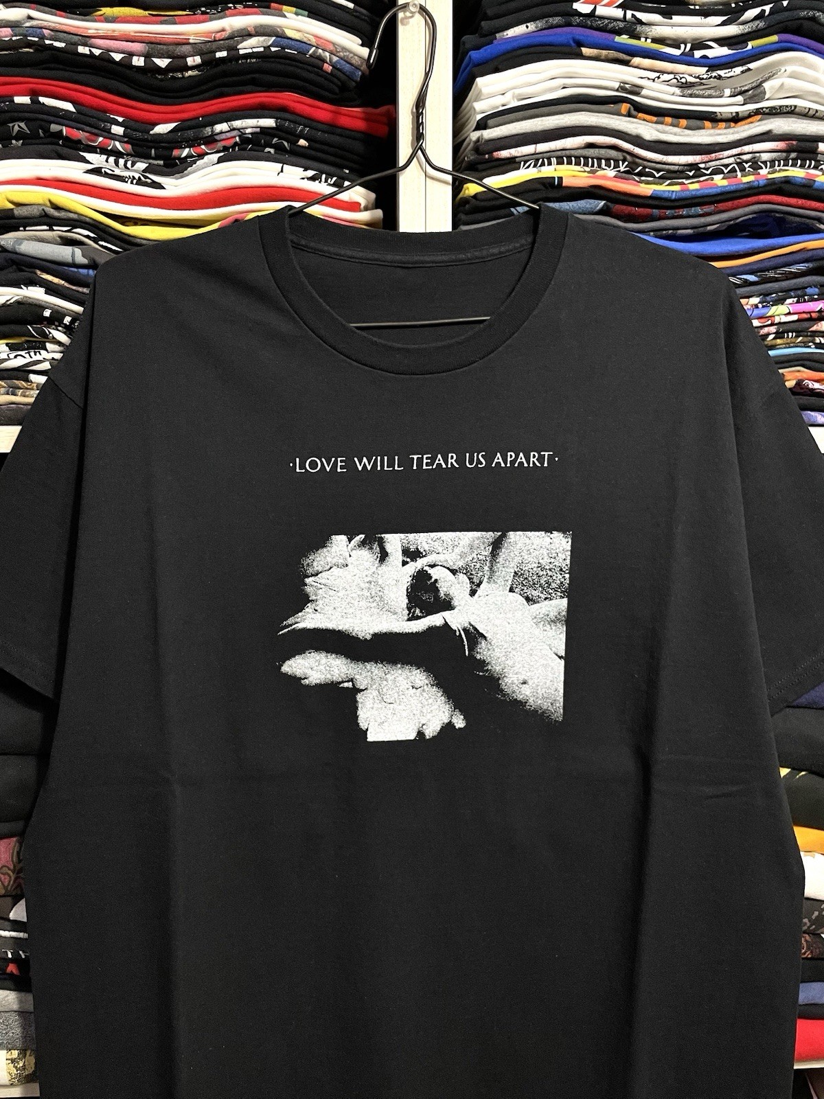 Vintage Joy Division Love Will Tear Us Apart Rock Band T-Shirt Size XL Black gallery