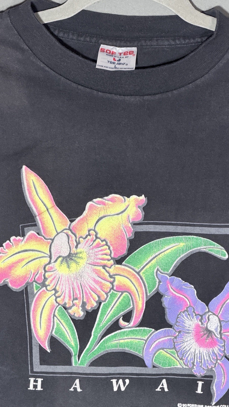 Vintage 90s Hawaii Orchid Floral Graphic T-Shirt Black - Softee TeeJays - Sz L gallery