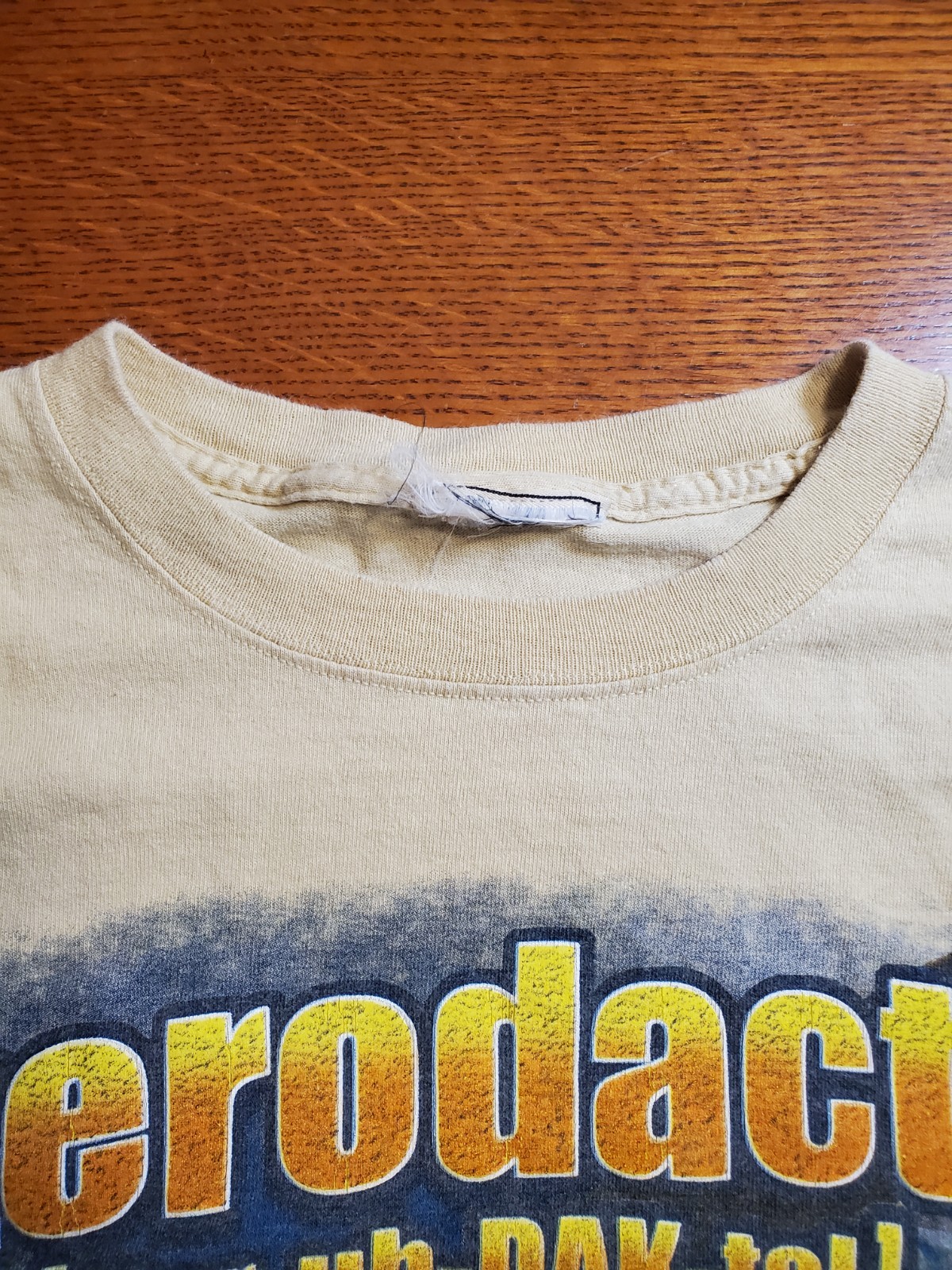 Vintage Pterodactyl Dinosaur Shirt Mens Large Pale yellow gallery