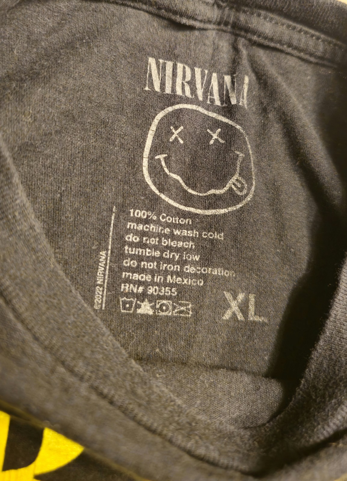 2022 Nirvana Smiley Reprint Shirt Black Graphi Print Crewneck Tee Mens XL gallery