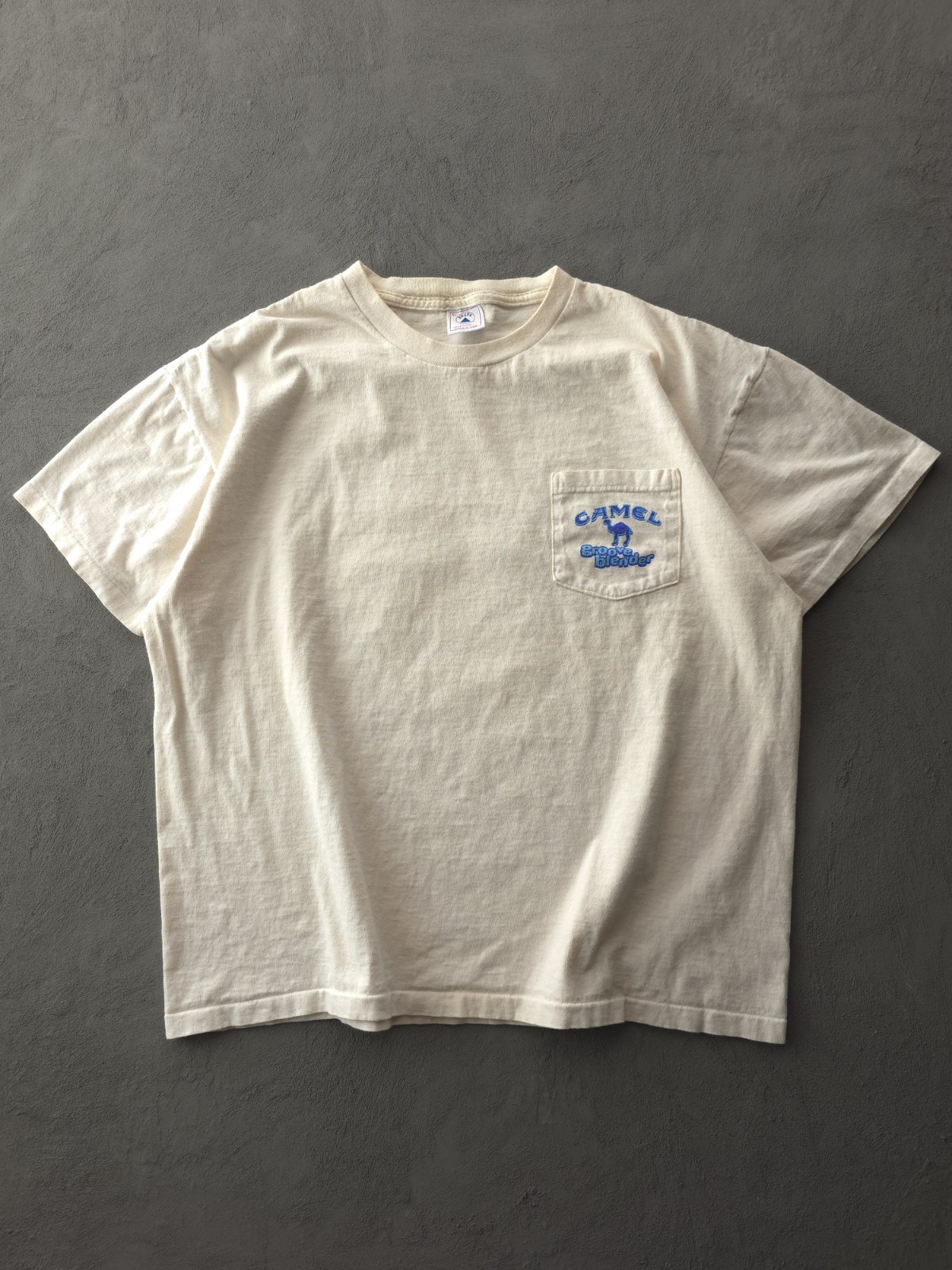 Vintage 90s Camel Groove Blender Las Vegas Ivory Cotton Pocket T-shirt Delta XL gallery