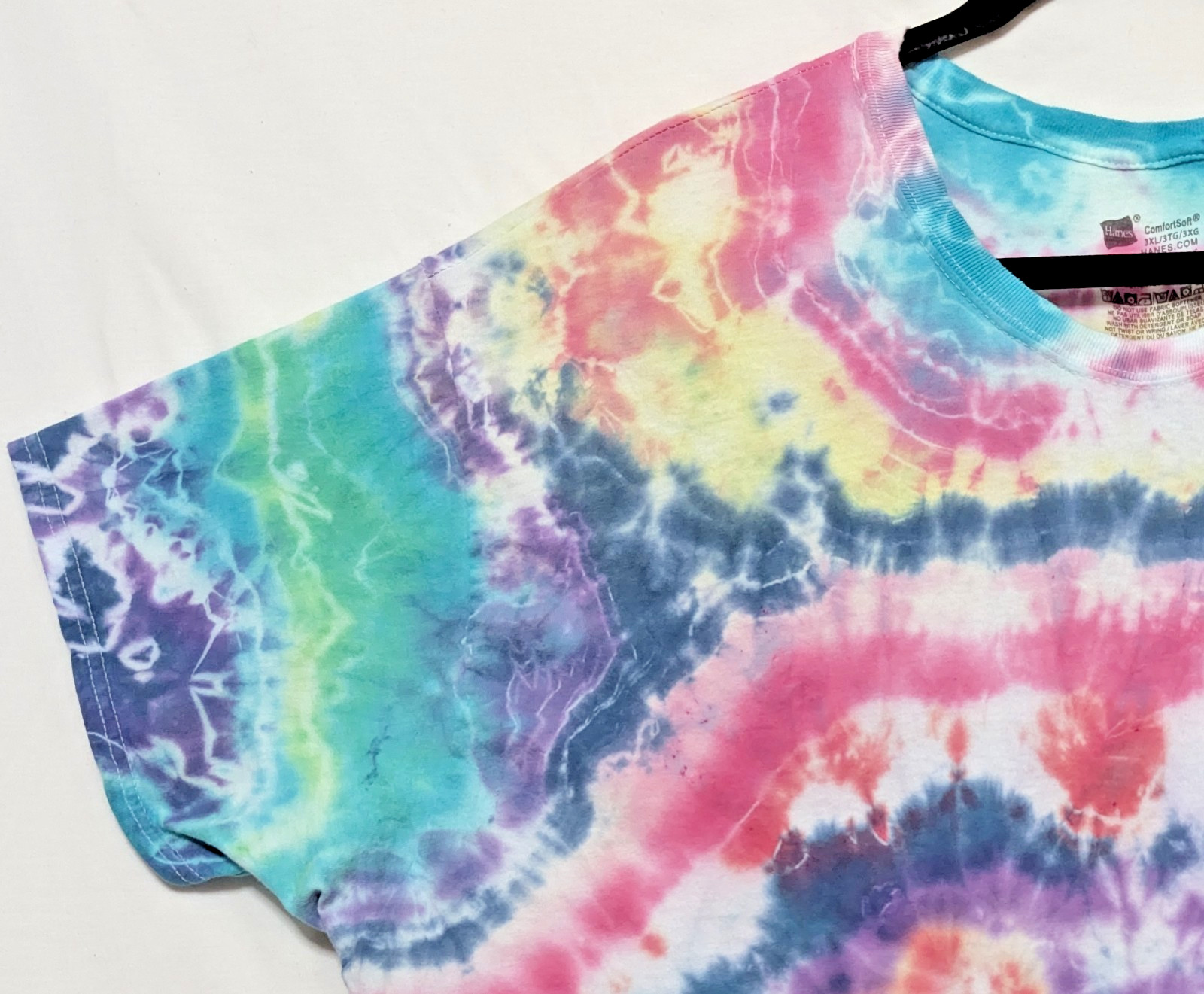 Handmade Tie Dye Geode Pattern Red Pink Purple Yellow 3XL Shirt 25" W X 31" L gallery