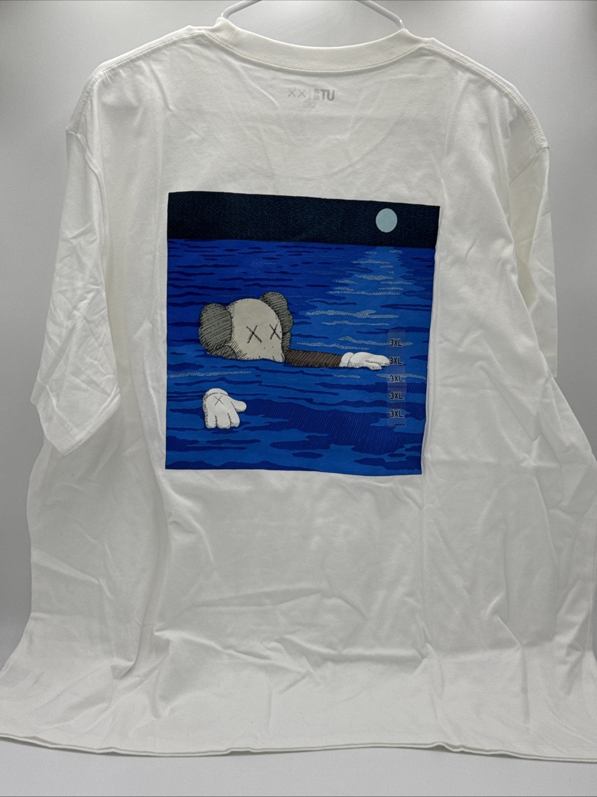 KAWS x Uniqlo Graphic T-Shirt Tee Artbook Cover White FW23 US Size 3XL gallery