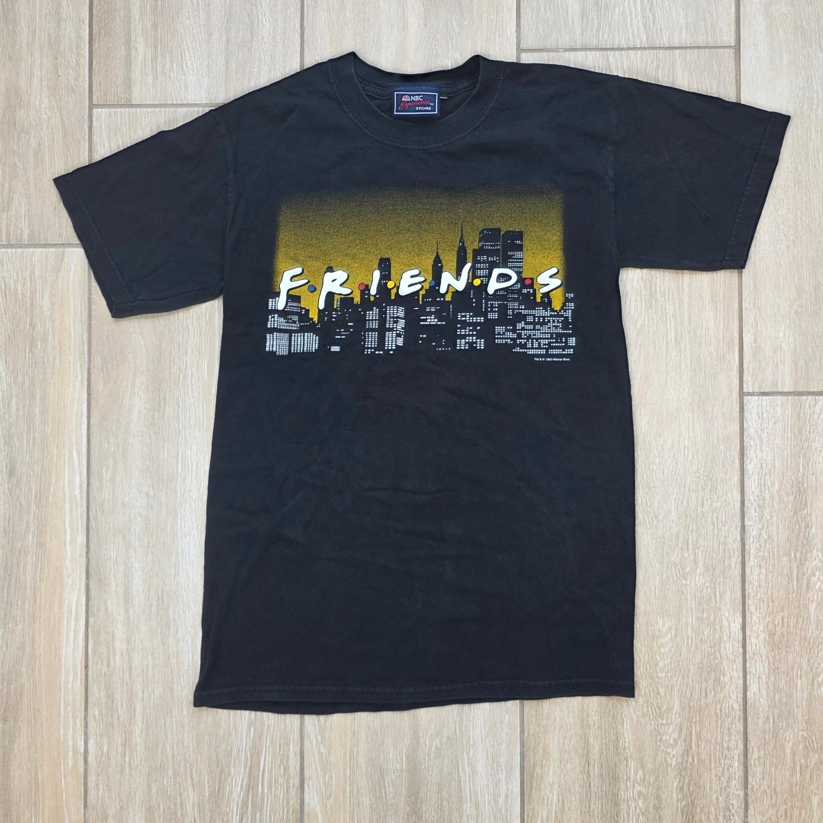 Friends TV Show Graphic T Shirt NBC Experience Store Black NYC Skyline Small gallery