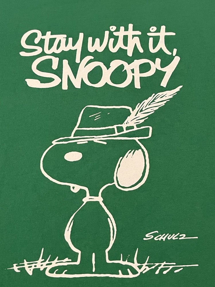 Uniqlo Peanuts “Snoopy” Graphic Men’s Medium T Shirt UT Exclusive Collection