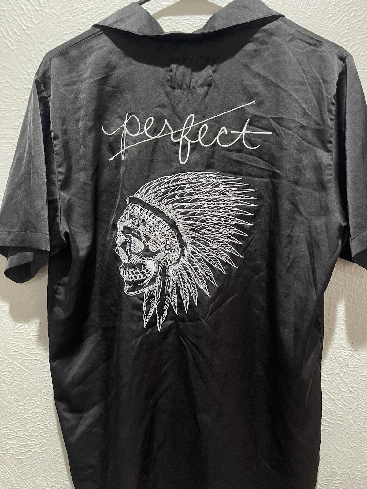 Men’s EPT M Black Satin Button Front Top Graphic Streetwear Medium Logo Skull gallery