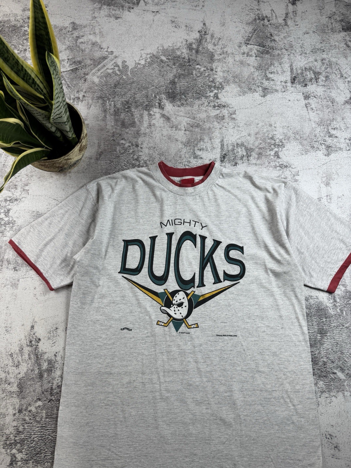 Mighty Ducks 1995 NHL Hockey Kick Nutmeg Vintage Men’s Cotton T Shirt Tee Jersey gallery