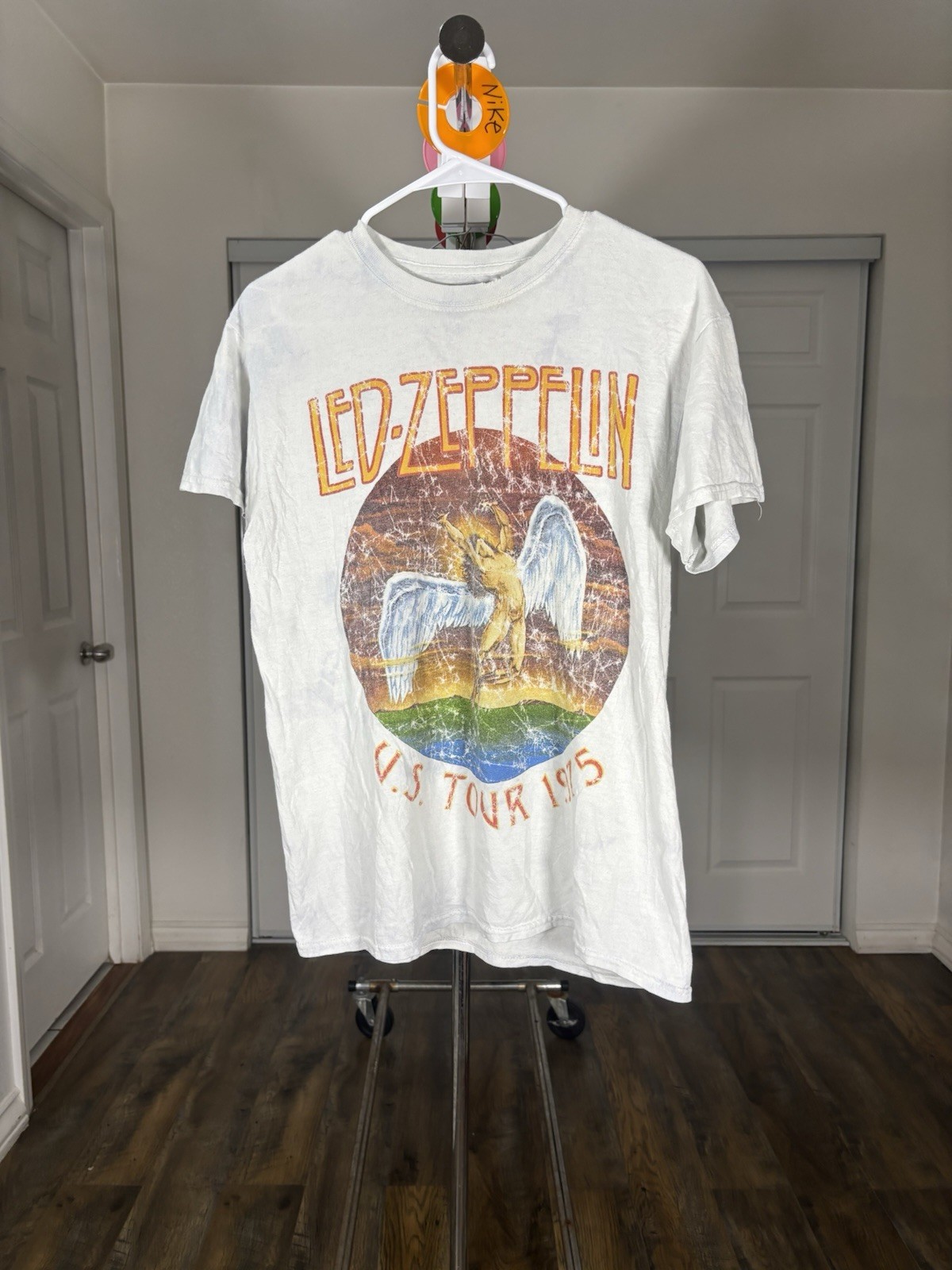 Led Zeppelin U.S. Tour 1975 Graphic Logo Unisex White Crew Neck Tee S/M gallery