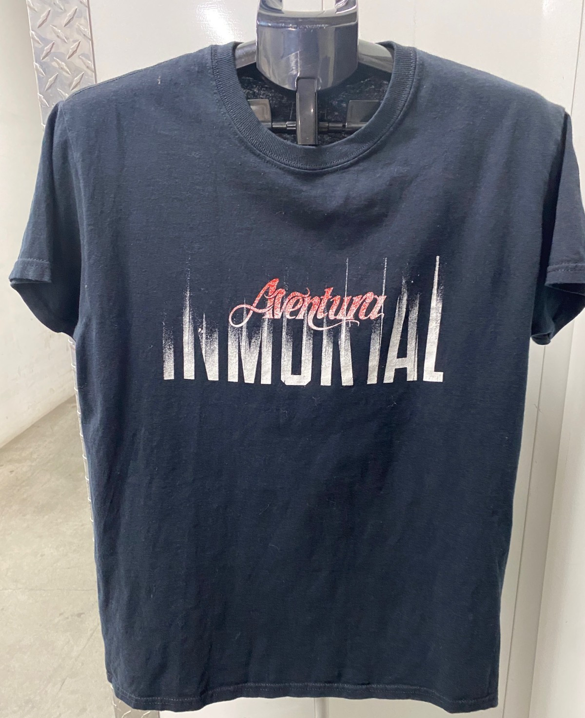 Aventura “Inmortal” BACHATA Black Double Sided The Thread Shop T Shirt SZ M gallery