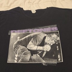 VTG 100% Cotton Deftones “Chino Live” Black Band Tee in size XL