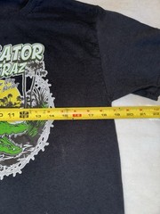 Alligator Alcatraz Only One Way Across The Border Shirt Size Medium