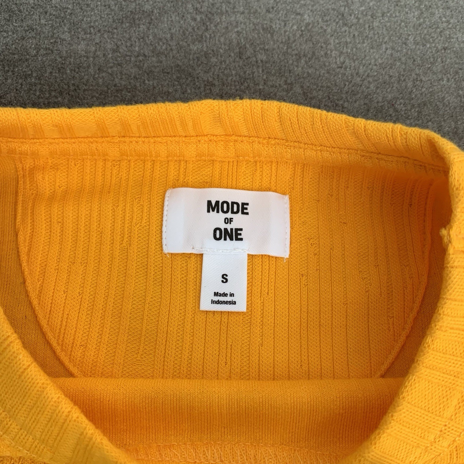 Mode of One Mens S Textured T-Shirt Short-Sleeve Relaxed-Fit Crinkle Orange NWOT gallery