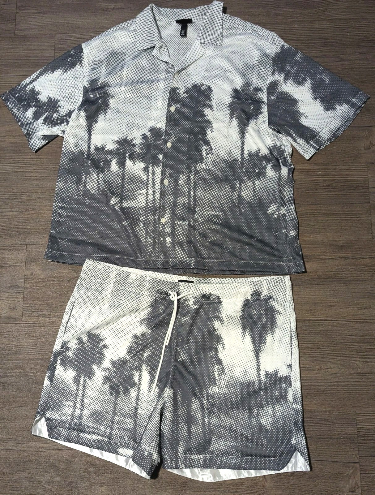 H&M 2-Piece Loose Fit Resort Shirt / Mesh Shorts Size XL Grey Beach Casual