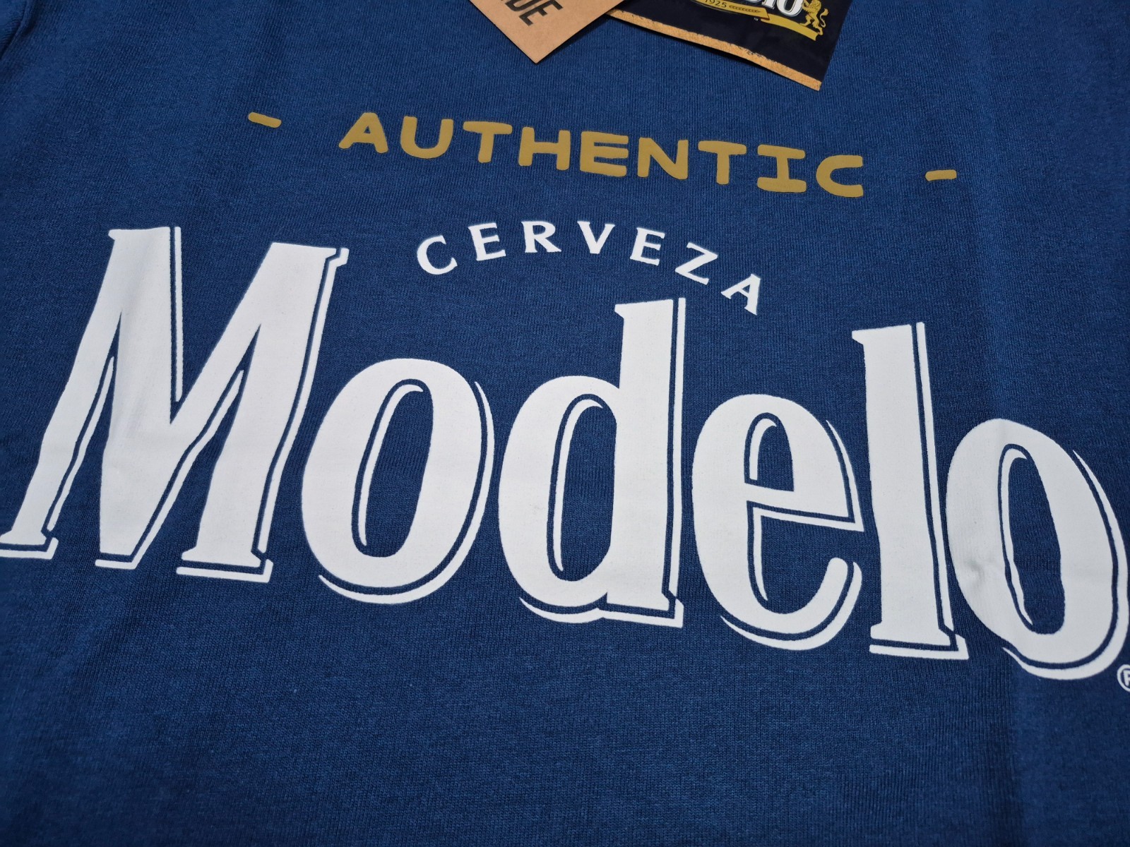 Cerveza Logo Modelo Authentic Heavy Weight Fabric T Shirt Regular Fit SZ Large gallery