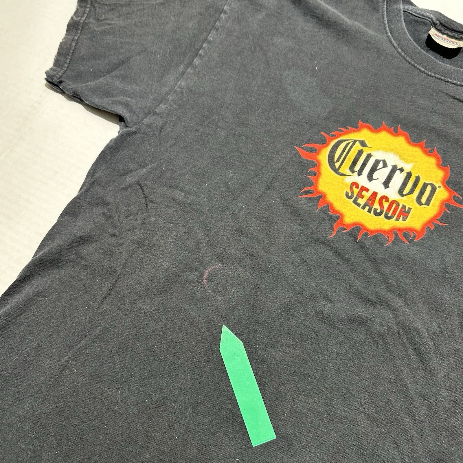 Jose Cuervo Season T-Shirt Men’s XL Black Y2K Shot Poured Around The World Flame gallery