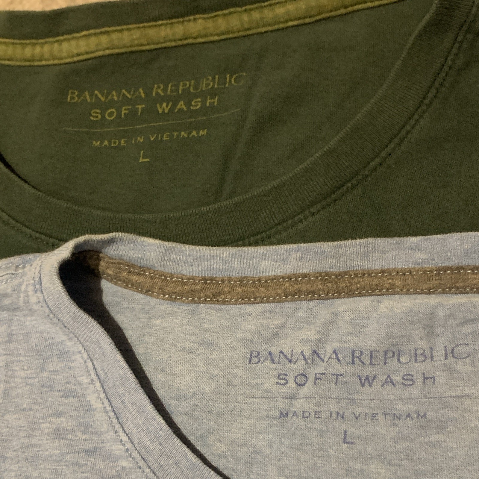 Banana Republic Soft Wash Mens Crew Neck Short Sleeve T-Shirt Lot 2 L Blue Green gallery