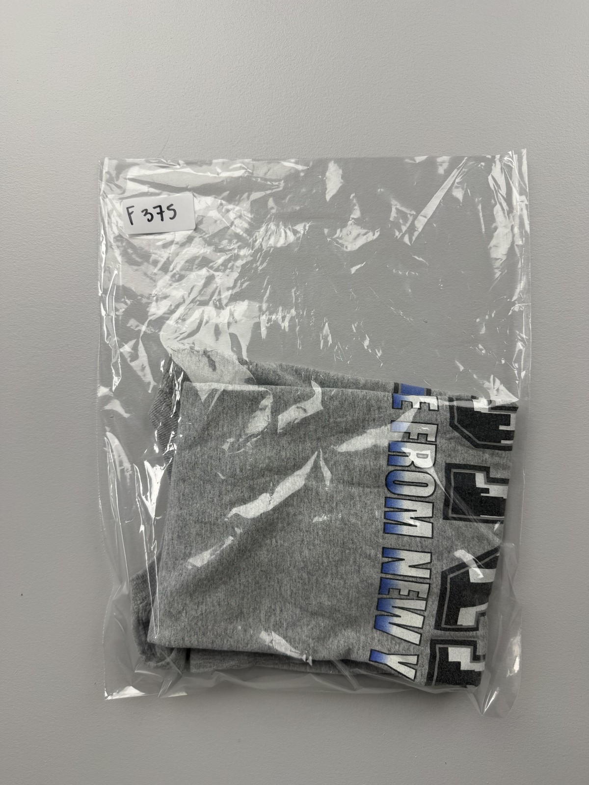 NBC Experience Store SNL Shirt Mens Small Gray Live From New York Graphic Tee gallery