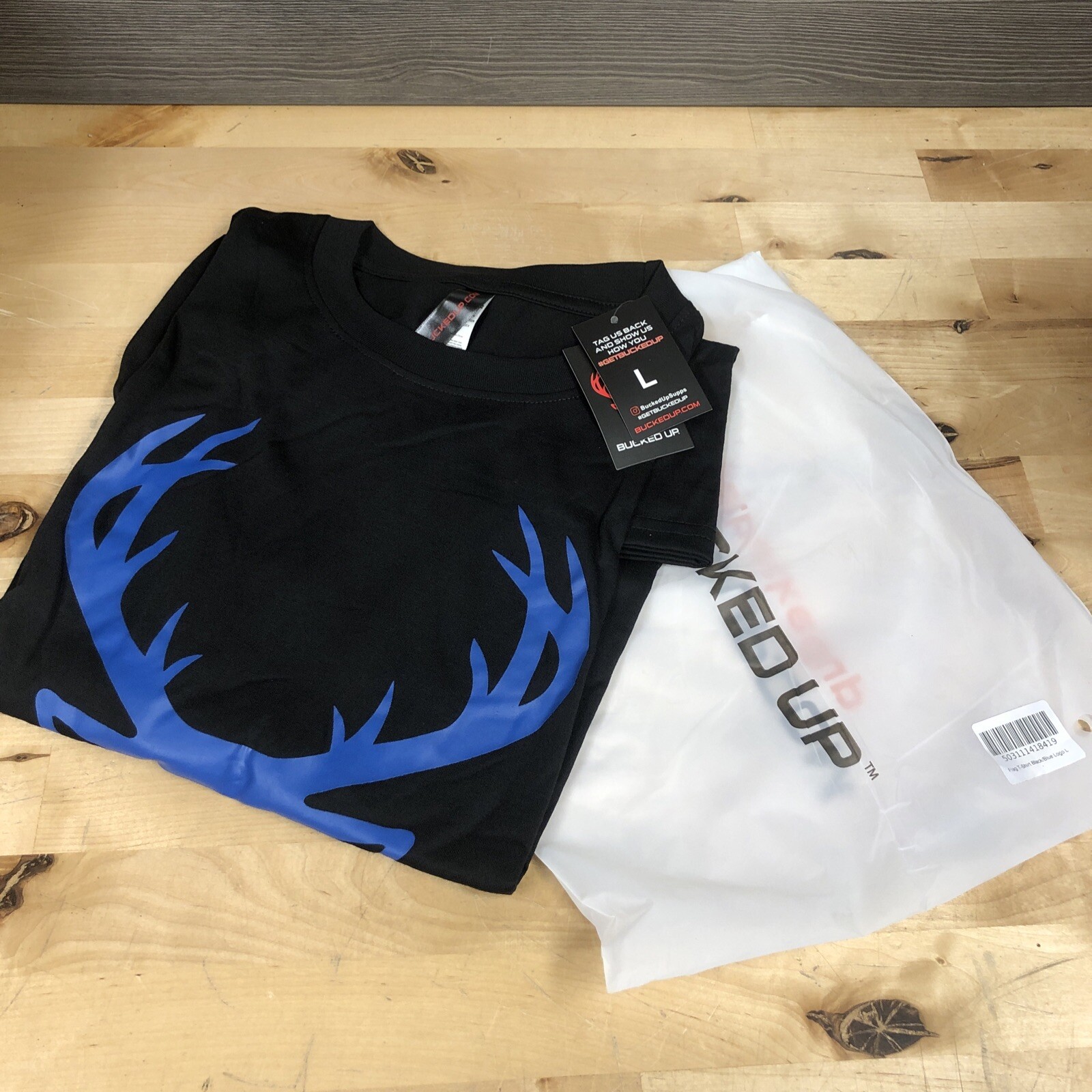 Bucked Up Men’s Flag T Shirt Black Blue Logo Size Large New gallery