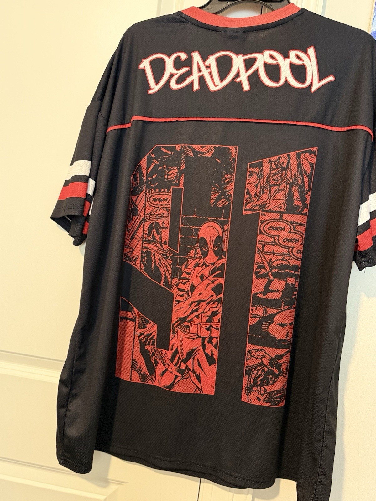 Deadpool Marvel's Themed Jersey Collectors Edition Men's Size Large Black Red gallery