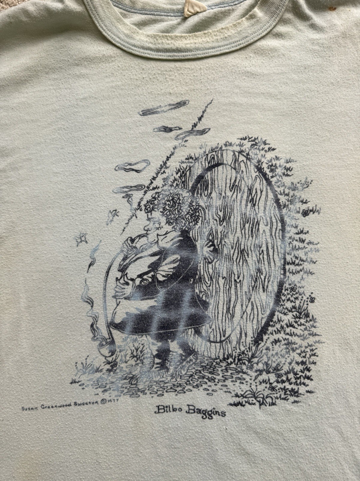 Vtg 70s Bilbo Baggins T Shirt The Hobbit Lord of the Rings Fits Men L (short) gallery