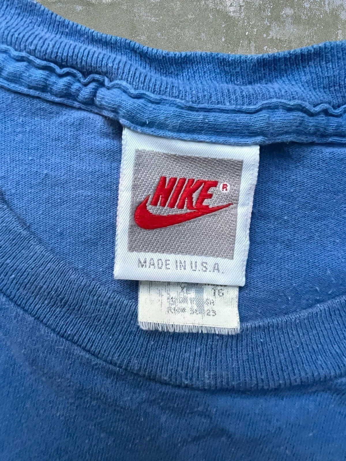 Vintage Nike Grey Tag Basketball 80s 90s Emergency Room Tee Shirt (XL, Fits L) gallery