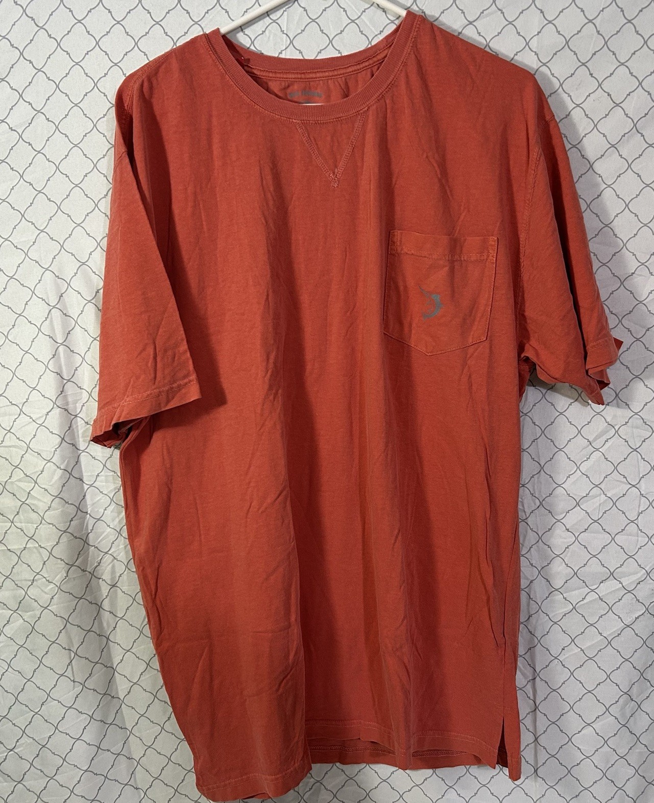 REEL LEGENDS Pocket T-Shirt Large Dark Coral NWT Fish Fishing Marlin Deep Sea