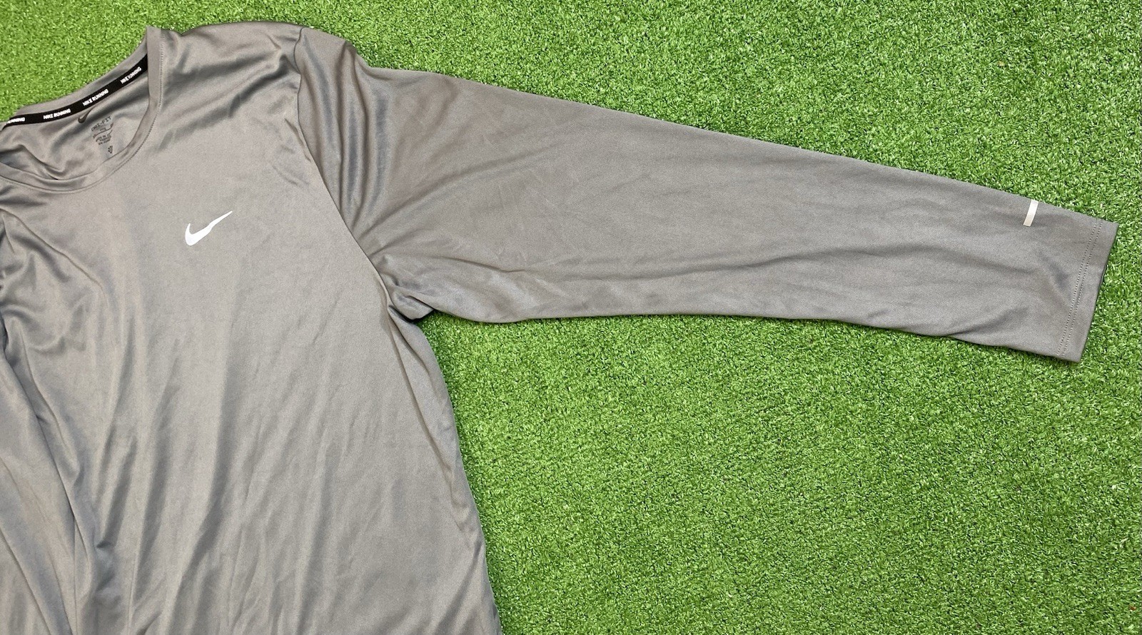 Nike Running T Shirt Mens XXL LongSleeve Polyester Training Gym Workout Dri-Fit gallery