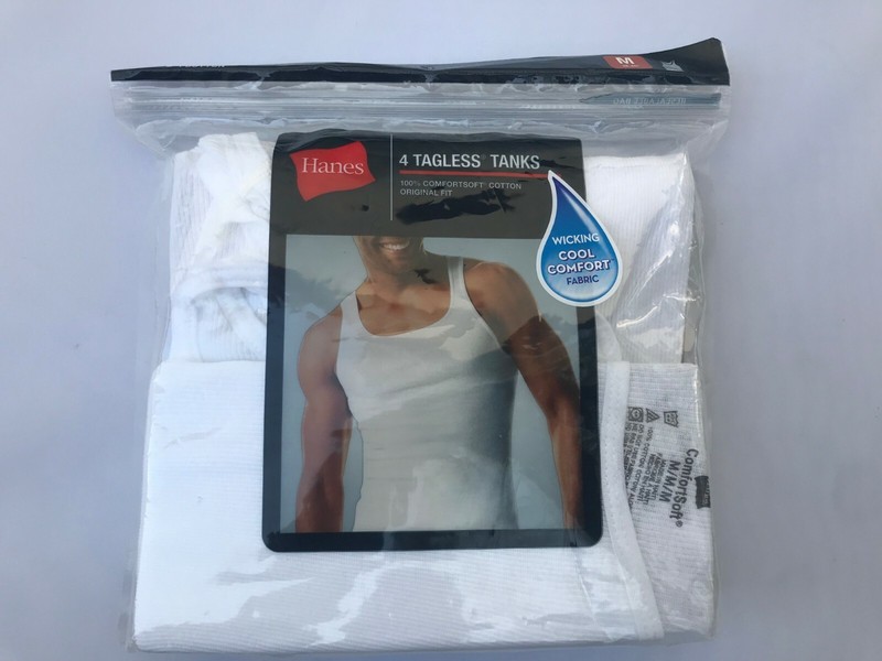 Hanes Men’s 4 Pack White ComfortSoft TaglessTank Undershirt Size M MSRP$25