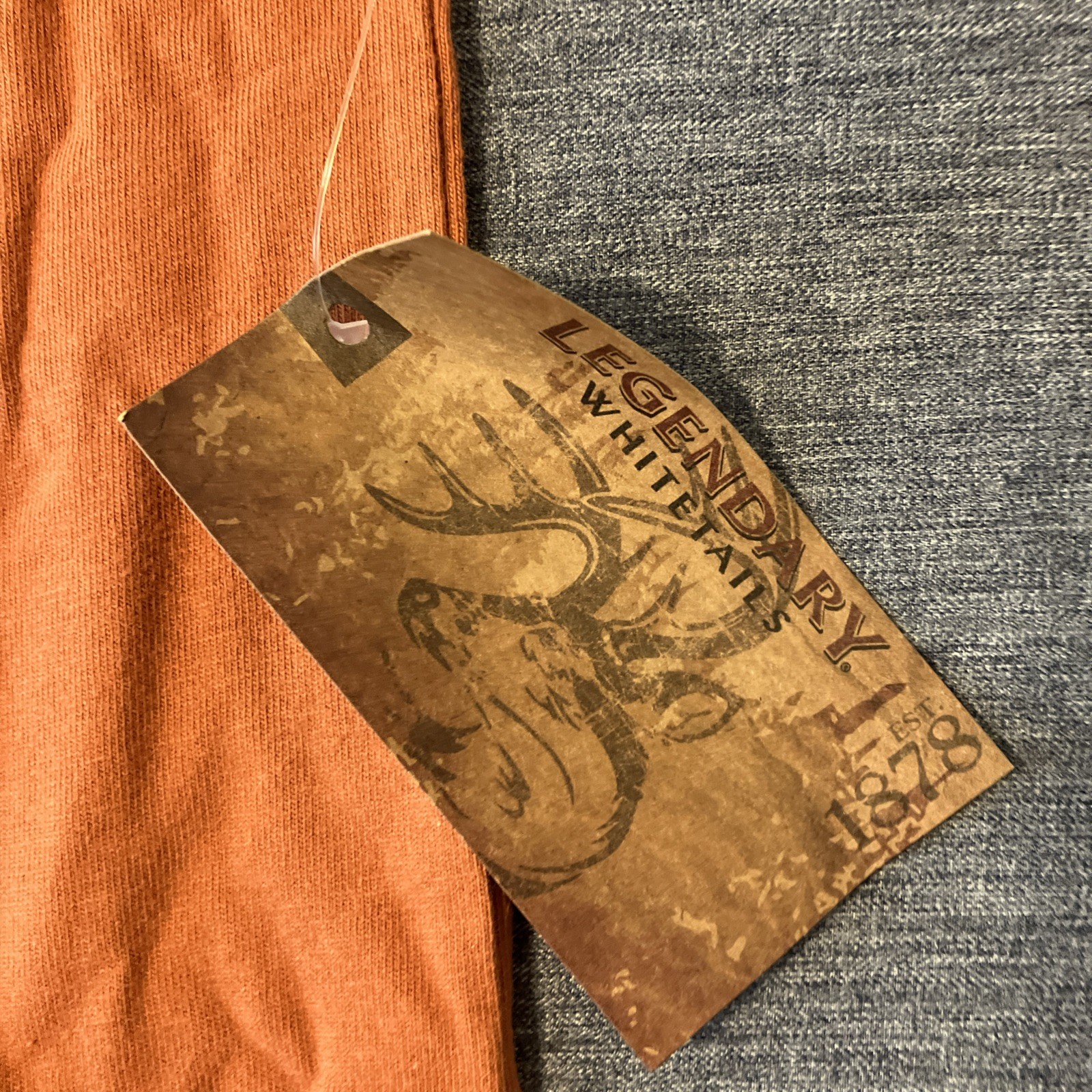 Legendary Whitetails Men’s T-Shirt Size Medium Burnt Orange New gallery